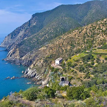 2 Bedroom In Holiday home *