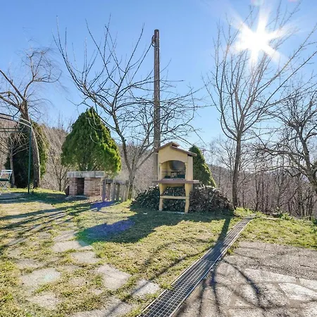 2 Bedroom In * Varese Ligure